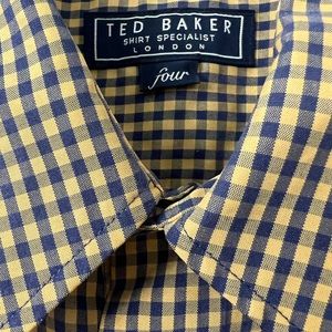 🎉Host Pick🎉 Ted Baker London Short Sleeve Shirt